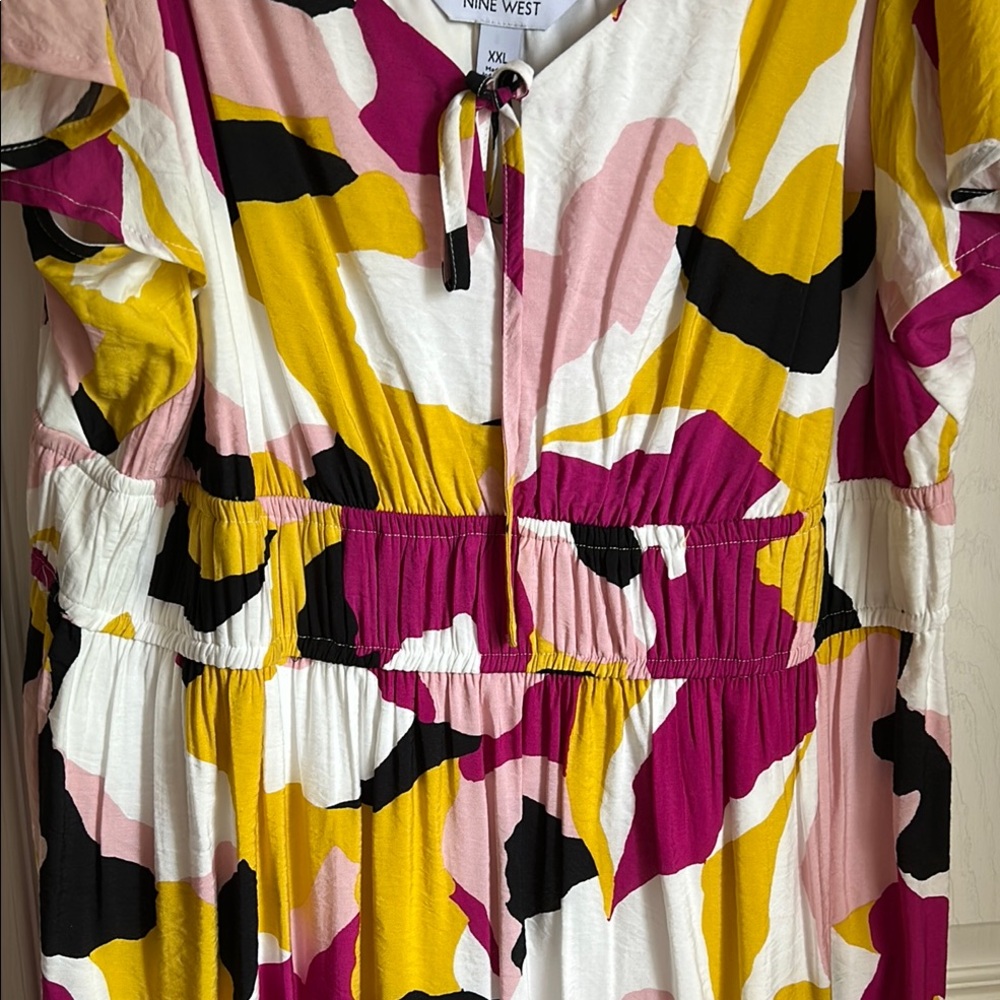 Multicolor Abstract Print Dress - Picture 3 of 4